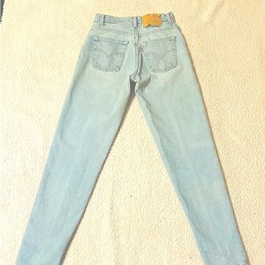 Vintage Women’s 550 Levi’s